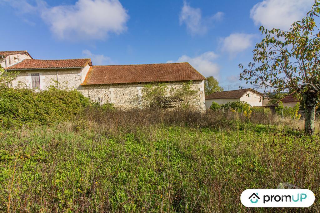 Vente Maison Dordogne Montagrier - 24350 - Photos Vivastreet (VM2742) Grange de 130m² à Montagrier