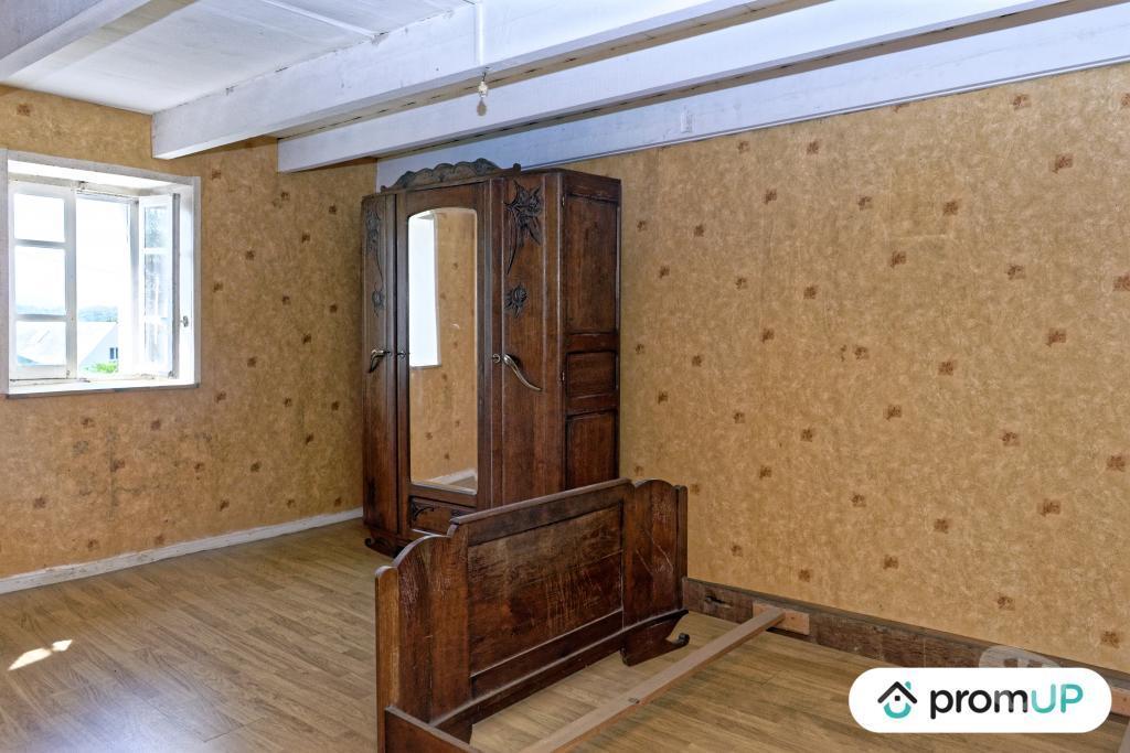 Vente Maison Finistère Loc Eguiner St Thegonnec - 29410 - Photos Vivastreet (V5957) Corps de ferme à rénover avec maison de 5 pièces situé à