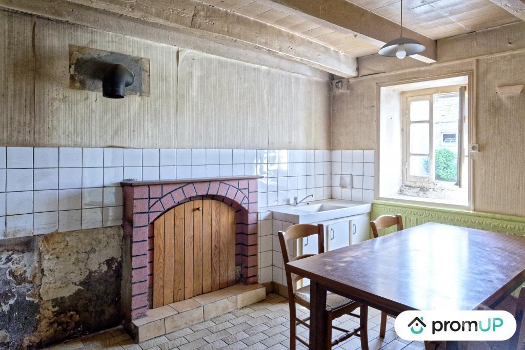 Vente Maison Finistère Loc Eguiner St Thegonnec - 29410 - Photos Vivastreet (V5957) Corps de ferme à rénover avec maison de 5 pièces situé à