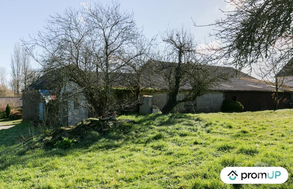 Vente Maison Finistère Lennon - 29190 - Photos Vivastreet (VM3126) Bâtiments agricoles avec jardin