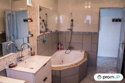 Vente Maison Argeles sur Mer Pyrénées-Orientales - Photos Vivastreet (VM262) Maison 155m² avec deux appartements