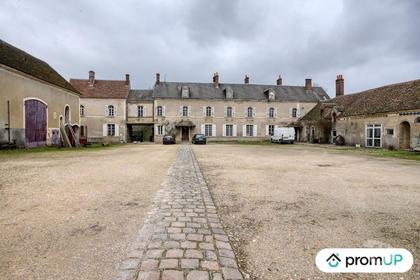 Achat maison Nogent le Rotrou Eure-et-Loir - Photos Vivastreet (VM2990) Belle maison de 400 m²