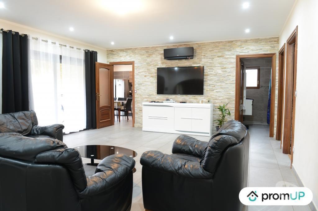 Vente Maison Gironde Port Ste Foy et Ponchapt - 33220 - Photos Vivastreet (V6416) Maison individuelle de 148 m2 à...