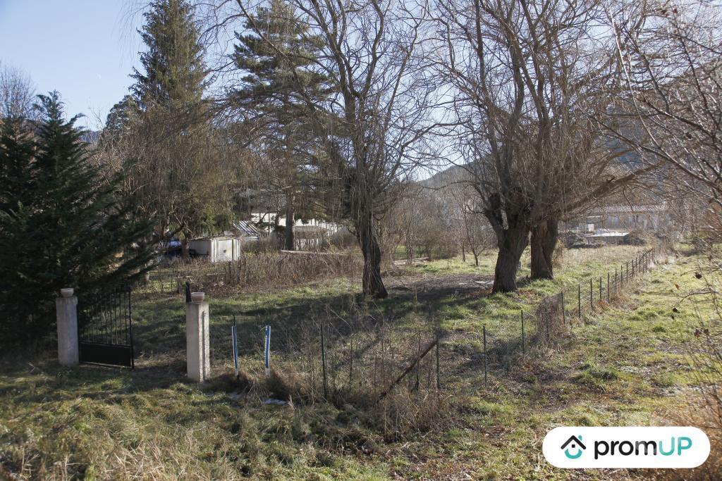Terrain à vendre Alpes-de-Haute-Provence Barreme - 04330 - Photos Vivastreet (V6464) Terrain constructible de 1000 m2 à BARRÊME