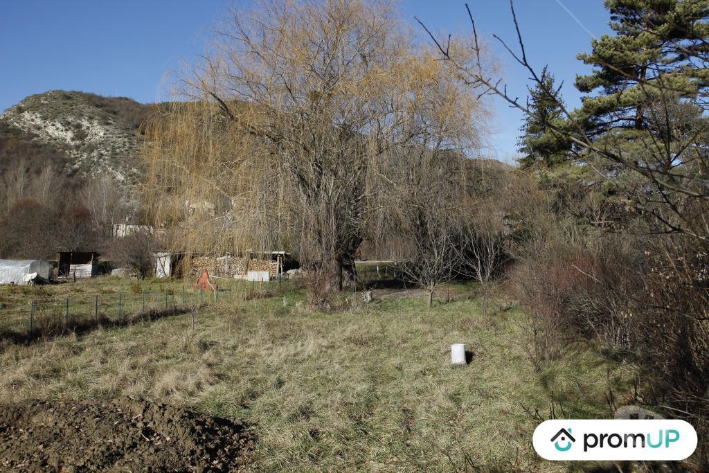 Terrain à vendre Alpes-de-Haute-Provence Barreme - 04330 - Photos Vivastreet (V6464) Terrain constructible de 1000 m2 à BARRÊME