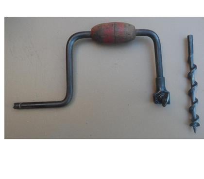 Bricolage - Jardin - Outillage Castries Hérault - Photos Vivastreet Vilebrequin manuel + mèche à bois de 16 vendu avec 