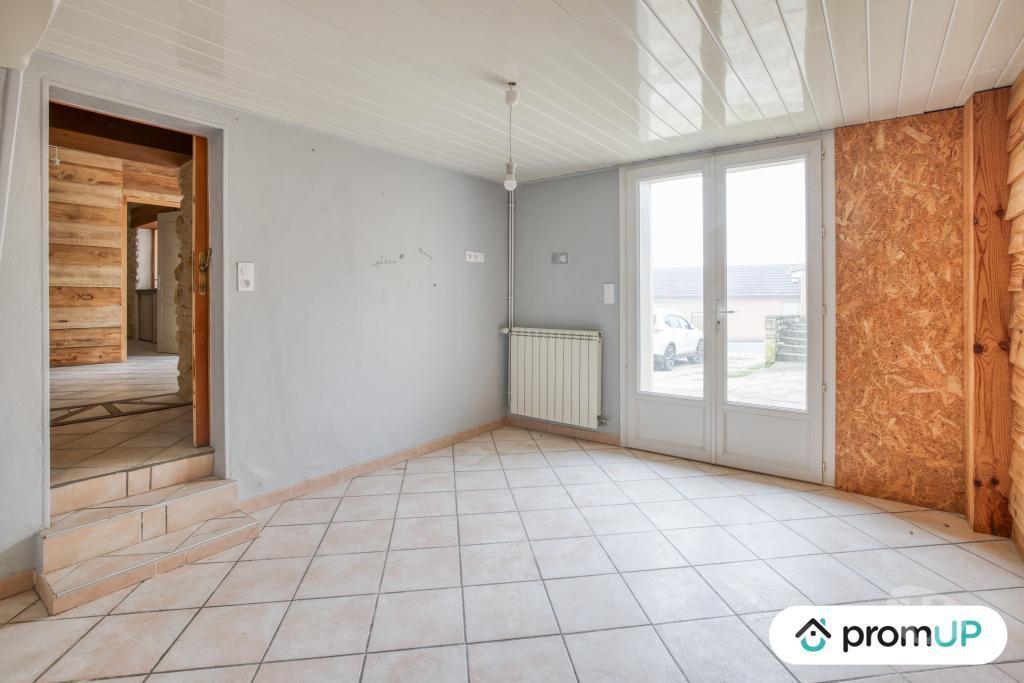 Vente Maison Charente St Michel - 16470 - Photos Vivastreet (V6470) Maison de 136 m2 à SAINT-MICHEL