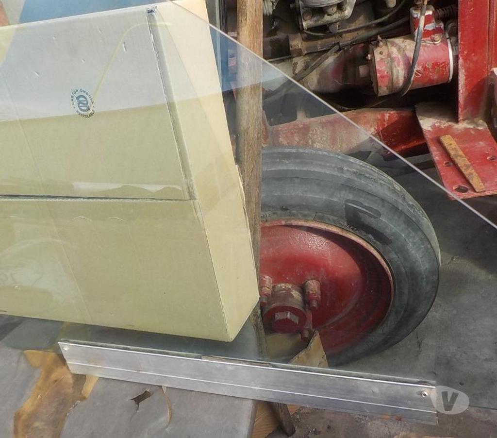 Pièces et services auto Pyrénées-Orientales Perpignan - Photos Vivastreet vitre avant droite jaguar xj40