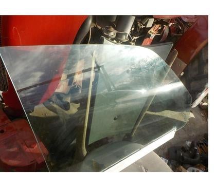 Photos Vivastreet vitre avant droite jaguar xj40