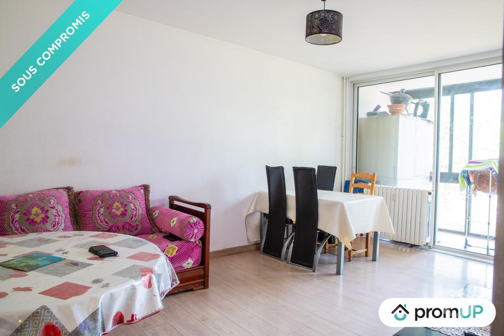 Appartements à vendre Nord Villeneuve d'Ascq - Photos Vivastreet (V6143) Appartement de 89 m2 avec loggia à Villeneuve-d'Ascq