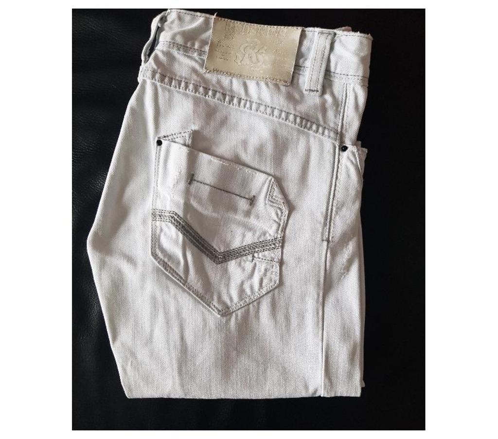 Vêtements occasion Doubs Sochaux - 25600 - Photos Vivastreet un Jeans Redskins W29 L30