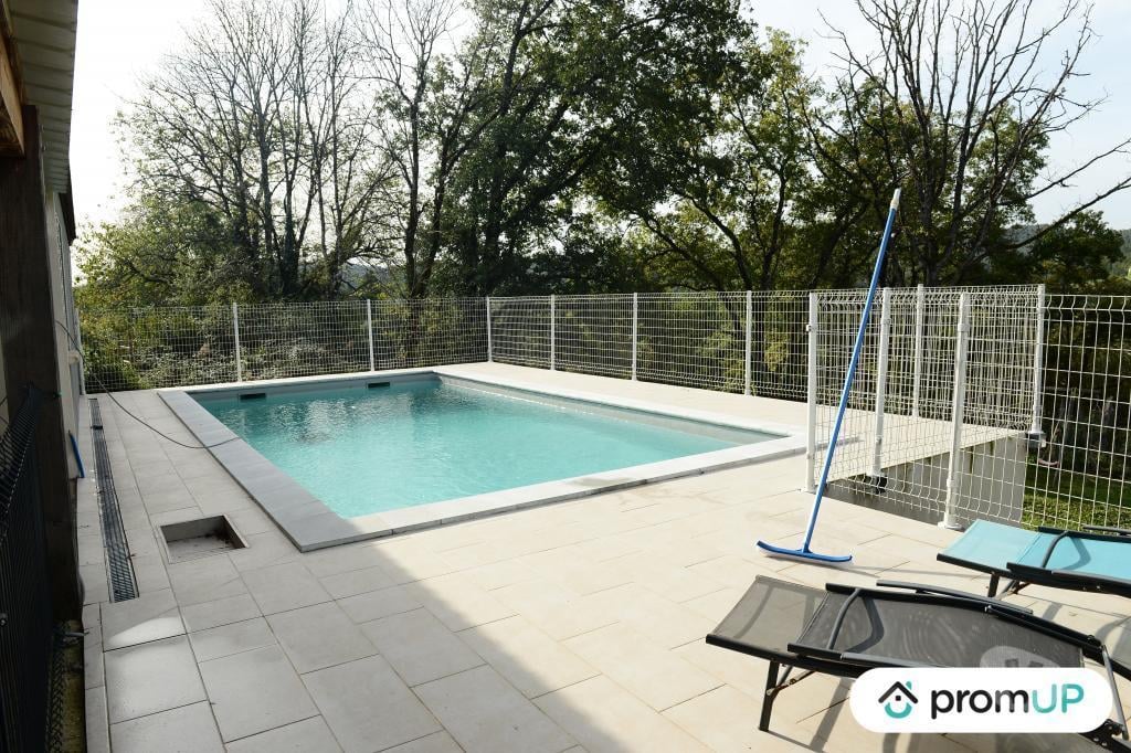 Vente Maison Corrèze Nonards - 19120 - Photos Vivastreet (V4852) Belle maison contemporaine rénovée avec piscine et...