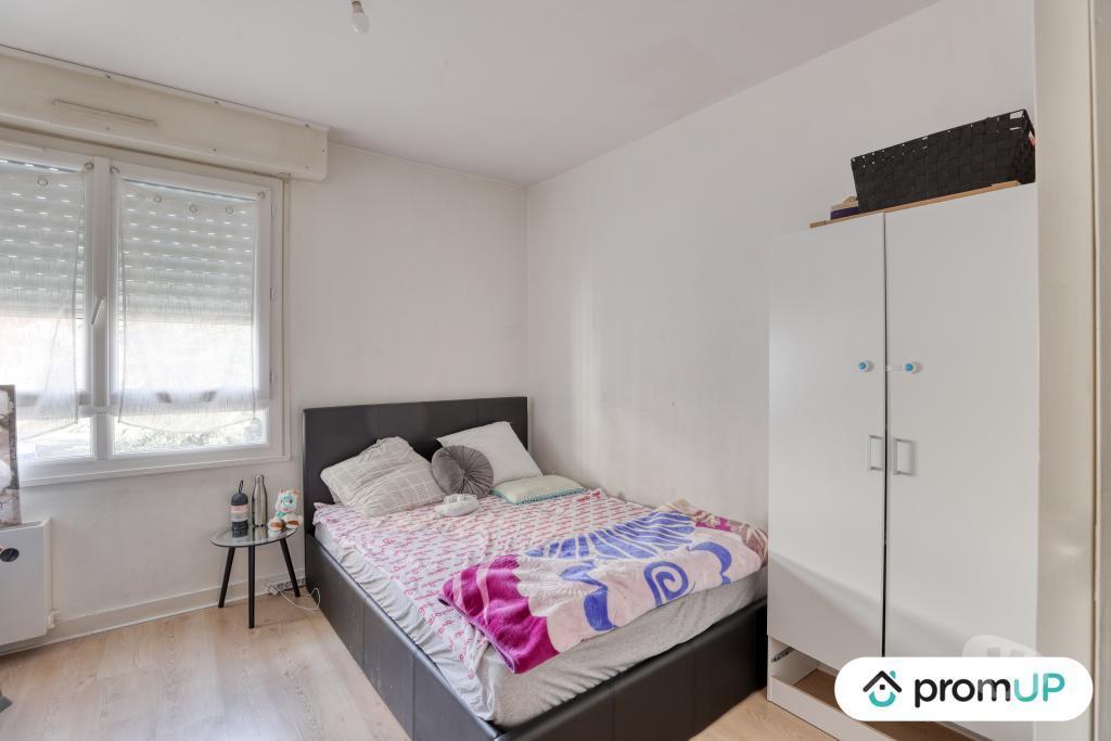 Appartements à vendre Cher Vierzon - 18100 - Photos Vivastreet (V6467) Appartement en souplex de 81 m2 à Vierzon