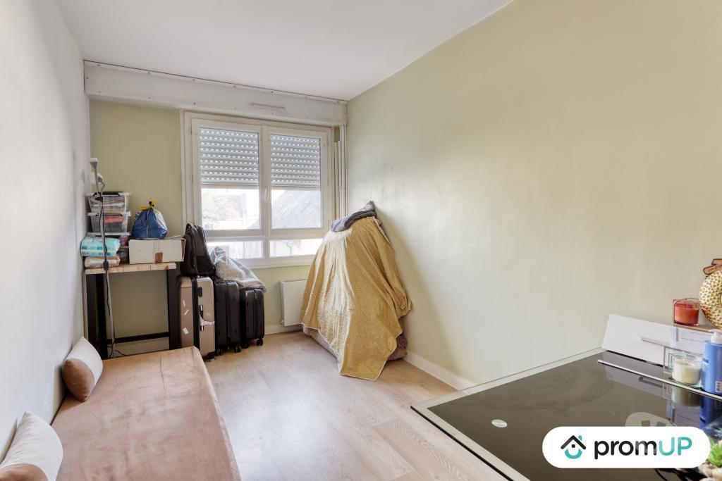 Appartements à vendre Cher Vierzon - 18100 - Photos Vivastreet (V6467) Appartement en souplex de 81 m2 à Vierzon