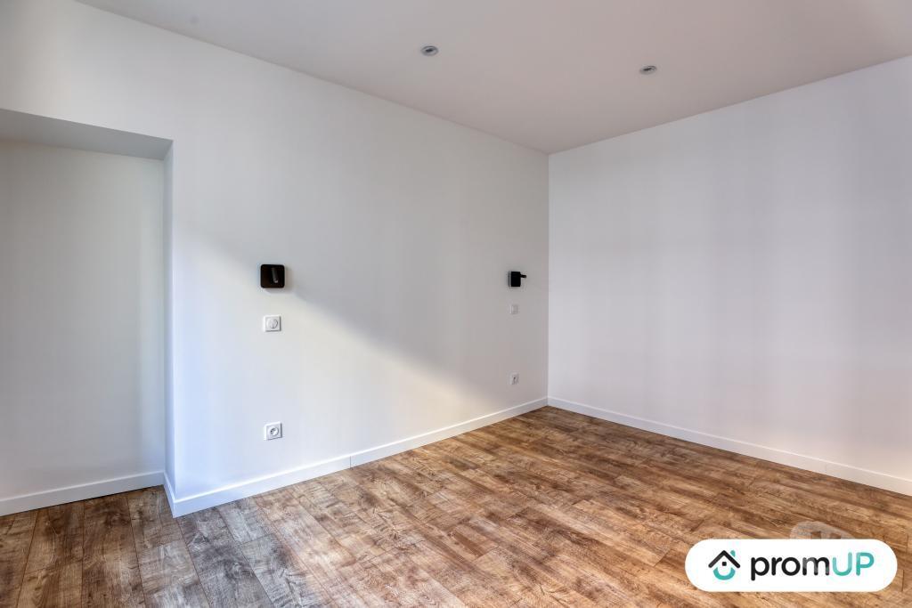Appartements à vendre Puy-de-Dôme Clermont Ferrand - Photos Vivastreet (V6474) Appartement de 74 m2 à CLERMONT-FERRAND