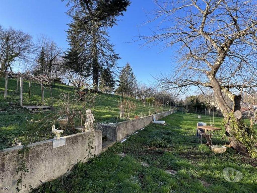 Vente Maison Vienne Civray - 86400 - Photos Vivastreet Jolie Maison de Ville Rénovée avec Beau Jardin et Belles Vues