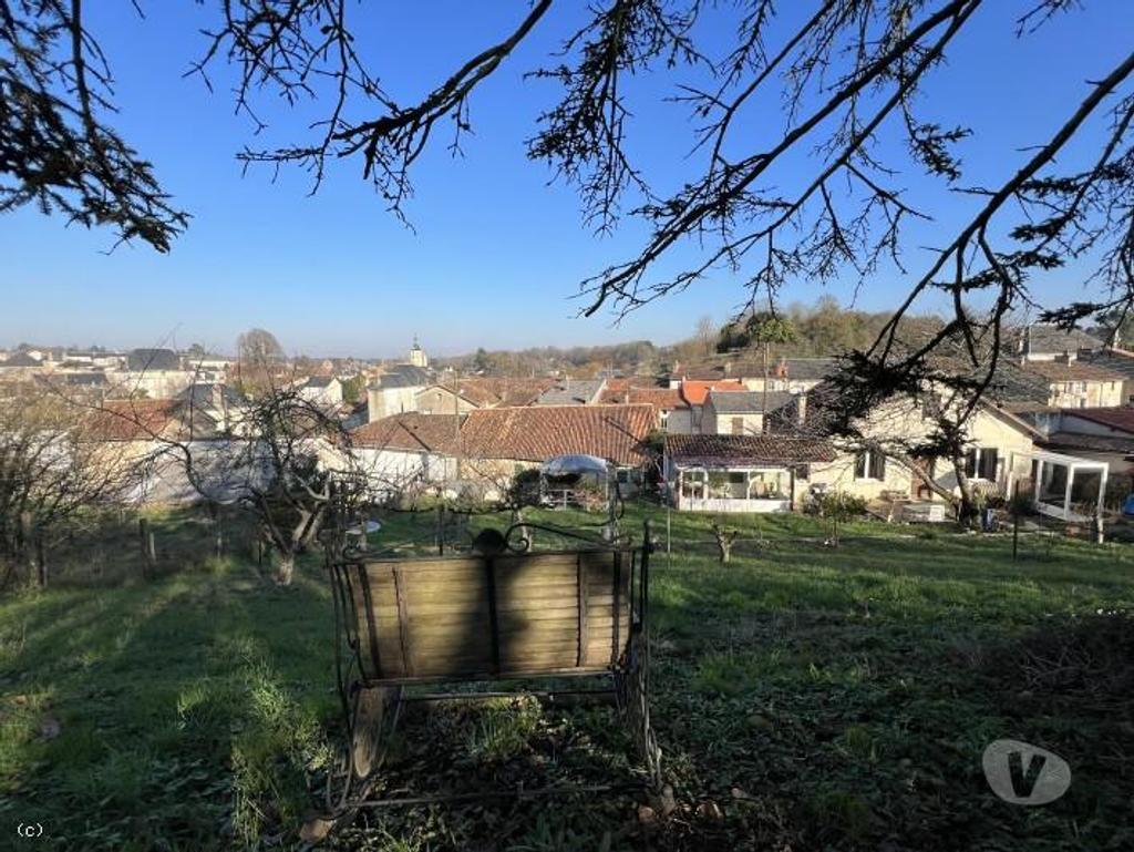 Vente Maison Vienne Civray - 86400 - Photos Vivastreet Jolie Maison de Ville Rénovée avec Beau Jardin et Belles Vues