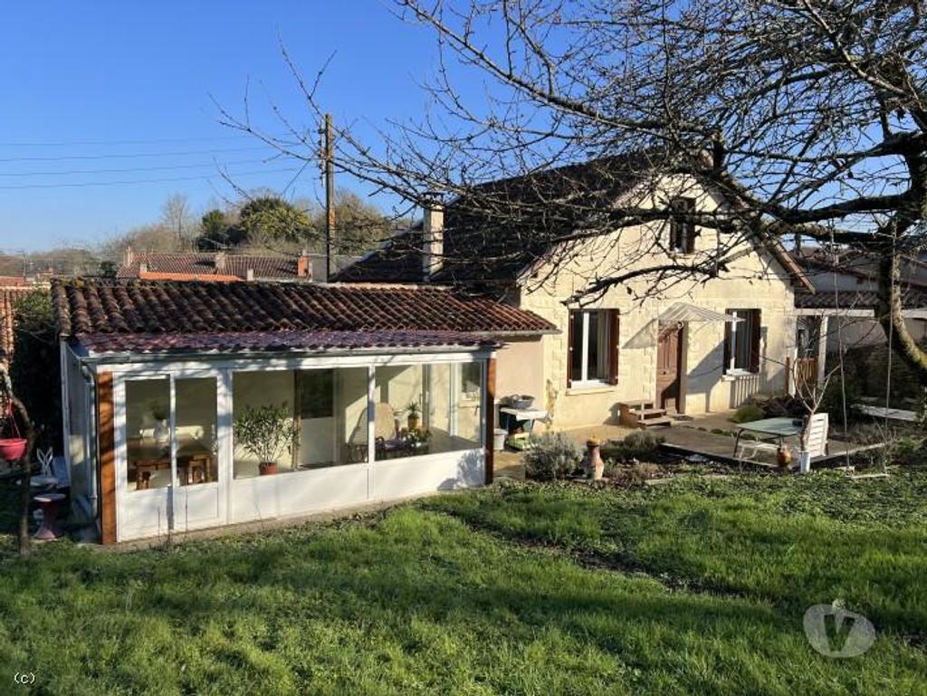 Vente Maison Vienne Civray - 86400 - Photos Vivastreet Jolie Maison de Ville Rénovée avec Beau Jardin et Belles Vues