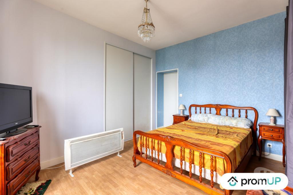 Vente Immeuble Allier Yzeure - 03400 - Photos Vivastreet (V6480) Immeuble de 165 m2 à YZEURE
