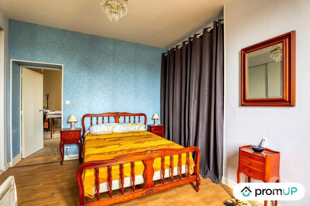 Vente Immeuble Allier Yzeure - 03400 - Photos Vivastreet (V6480) Immeuble de 165 m2 à YZEURE