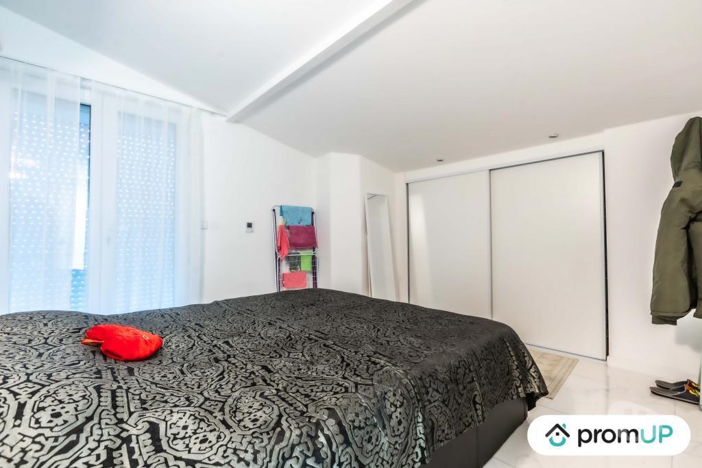 Appartements à vendre Ain Oyonnax - Photos Vivastreet (V4979) immeuble de rapport - à Oyonnax à 1h de Lyon et Genève