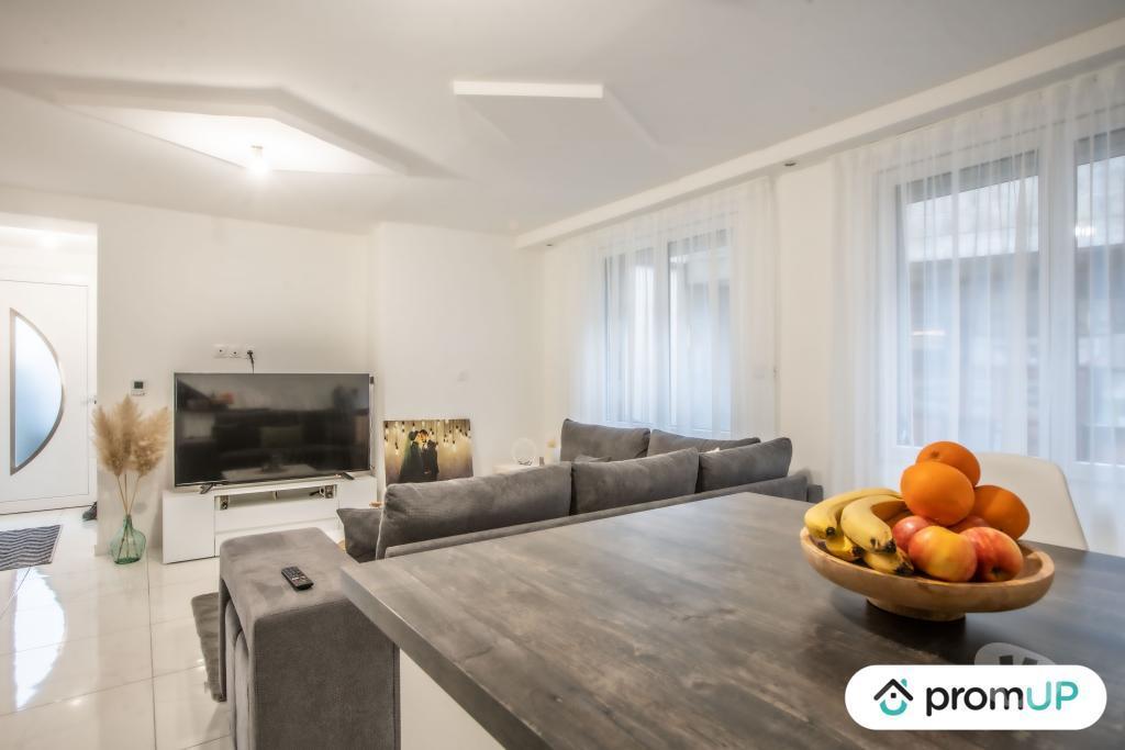 Appartements à vendre Ain Oyonnax - Photos Vivastreet (V4979) immeuble de rapport - à Oyonnax à 1h de Lyon et Genève