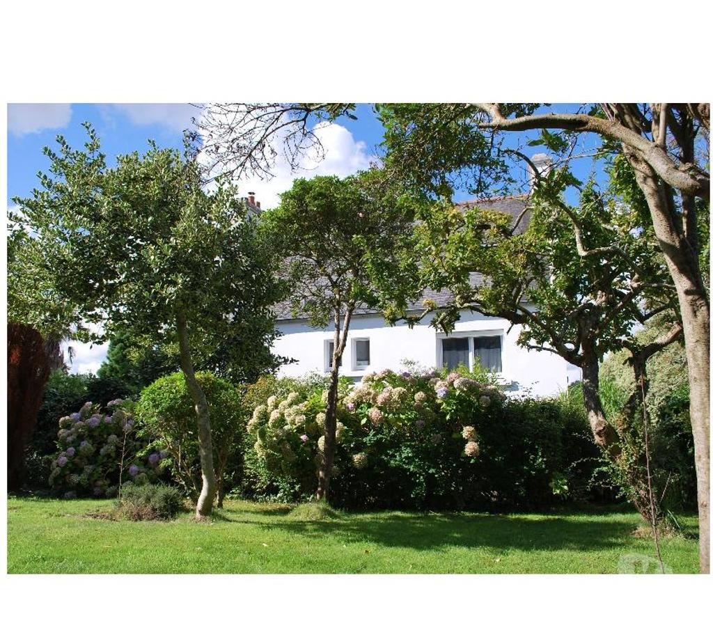 Appartement meublé Finistère Morlaix - 29600 - Photos Vivastreet C1 chambre ADSL, kitch. jardin buanderie, MORLAIX Coatseho
