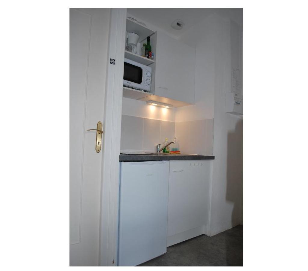 Appartement meublé Finistère Morlaix - 29600 - Photos Vivastreet C1 chambre ADSL, kitch. jardin buanderie, MORLAIX Coatseho