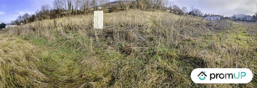 Terrain à vendre Haute-Loire St Germain Laprade - 43700 - Photos Vivastreet (V6482) Terrain constructible de 889 m2 à ST GERMAIN LAPRADE