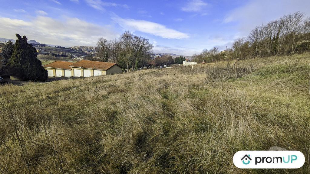 Terrain à vendre Haute-Loire St Germain Laprade - 43700 - Photos Vivastreet (V6482) Terrain constructible de 889 m2 à ST GERMAIN LAPRADE