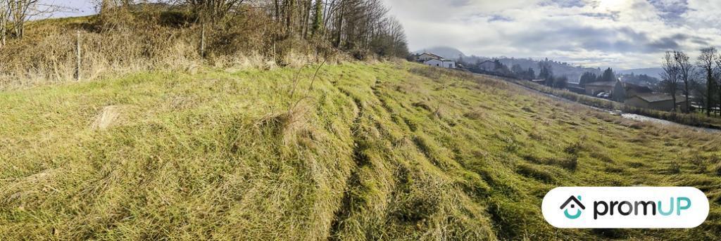 Terrain à vendre Haute-Loire St Germain Laprade - 43700 - Photos Vivastreet (V6483) Terrain constructible de 607 m2 à ST GERMAIN LAPRADE