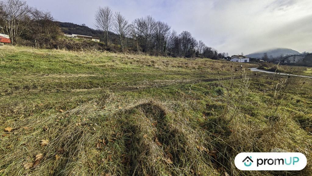 Terrain à vendre Haute-Loire St Germain Laprade - 43700 - Photos Vivastreet (V6483) Terrain constructible de 607 m2 à ST GERMAIN LAPRADE