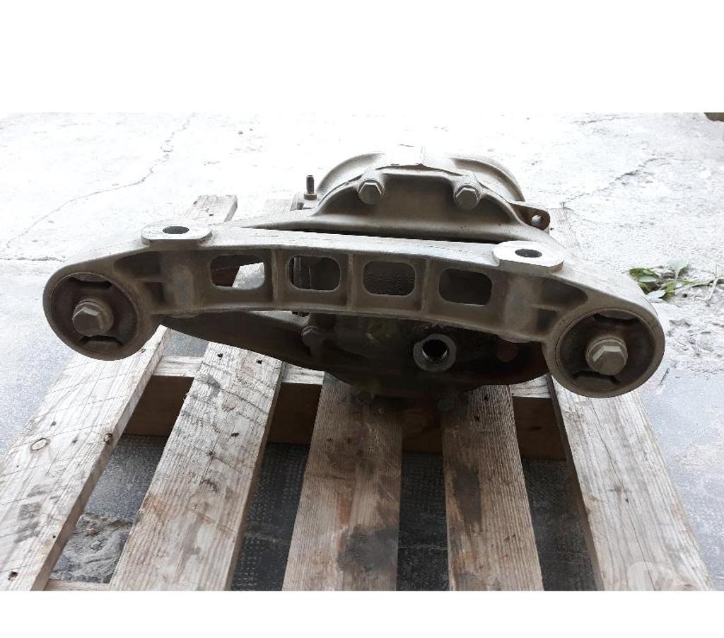 Equipements utilitaire Bouches-du-Rhône Puyricard - 13540 - Photos Vivastreet Pont de Mercedes Vito WDF639....