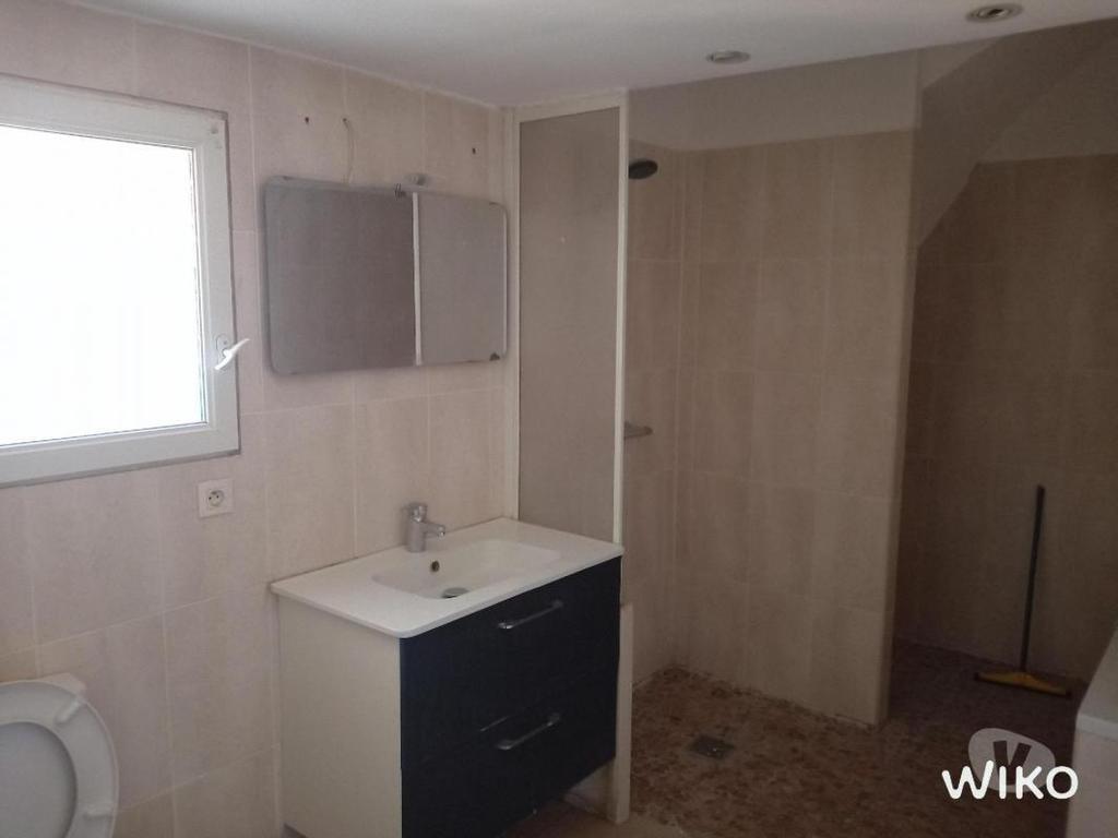 Appartements à vendre Gard Pont St Esprit - 30130 - Photos Vivastreet (1251_2726_vs) Appartement T3