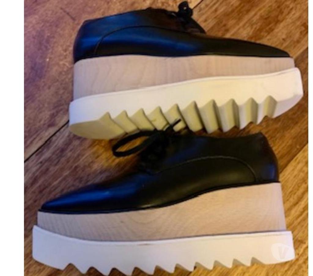Chaussures Val-de-Marne Villejuif - 94800 - Photos Vivastreet Chaussure Stell Mc cartney compensées noire d'occasion.P36