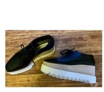 Chaussure Stell Mc cartney compensées noire d'occasion.P36
