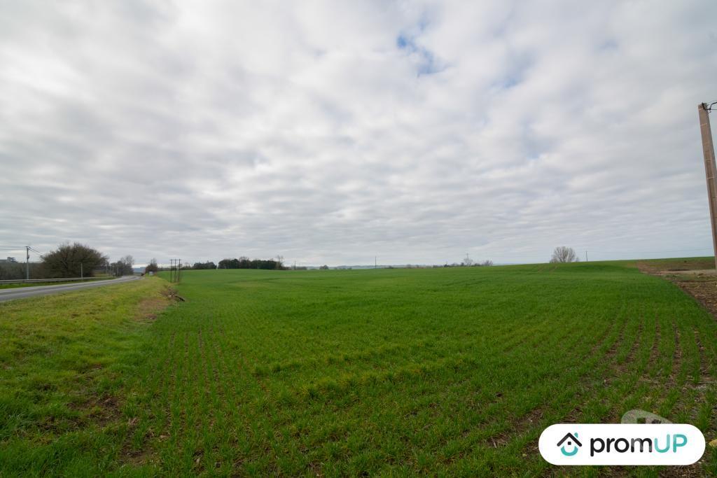 Terrain à vendre Gers Sempesserre - 32700 - Photos Vivastreet (V6510) Terrain agricole de 6000 m2 à SEMPESSERRE