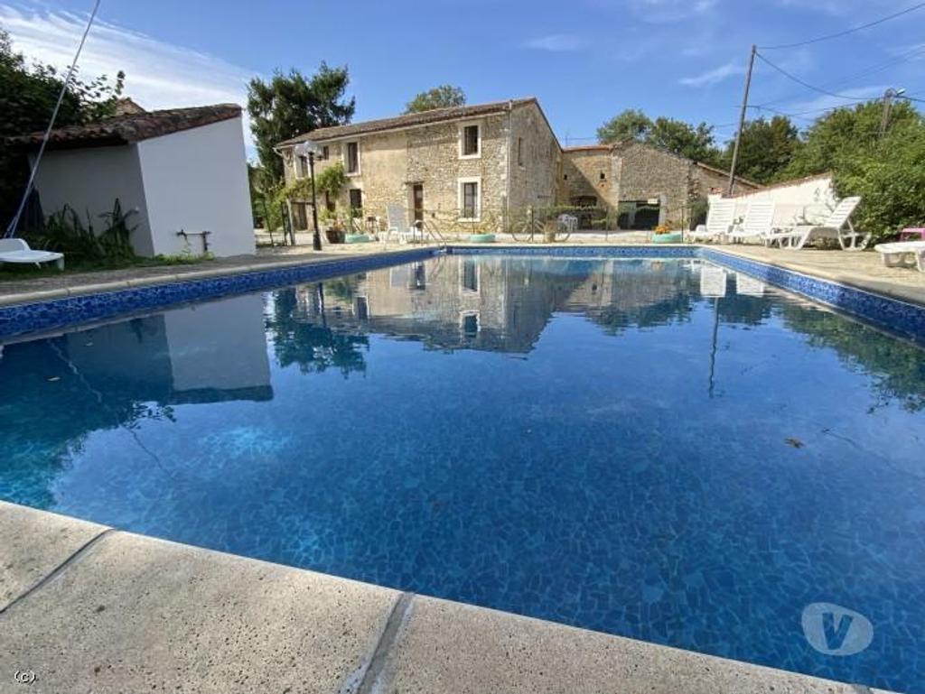 Vente Maison Charente Villefagnan - 16240 - Photos Vivastreet Superbe Propriété Avec Maison Principale Et 5 Gîtes. Belle...