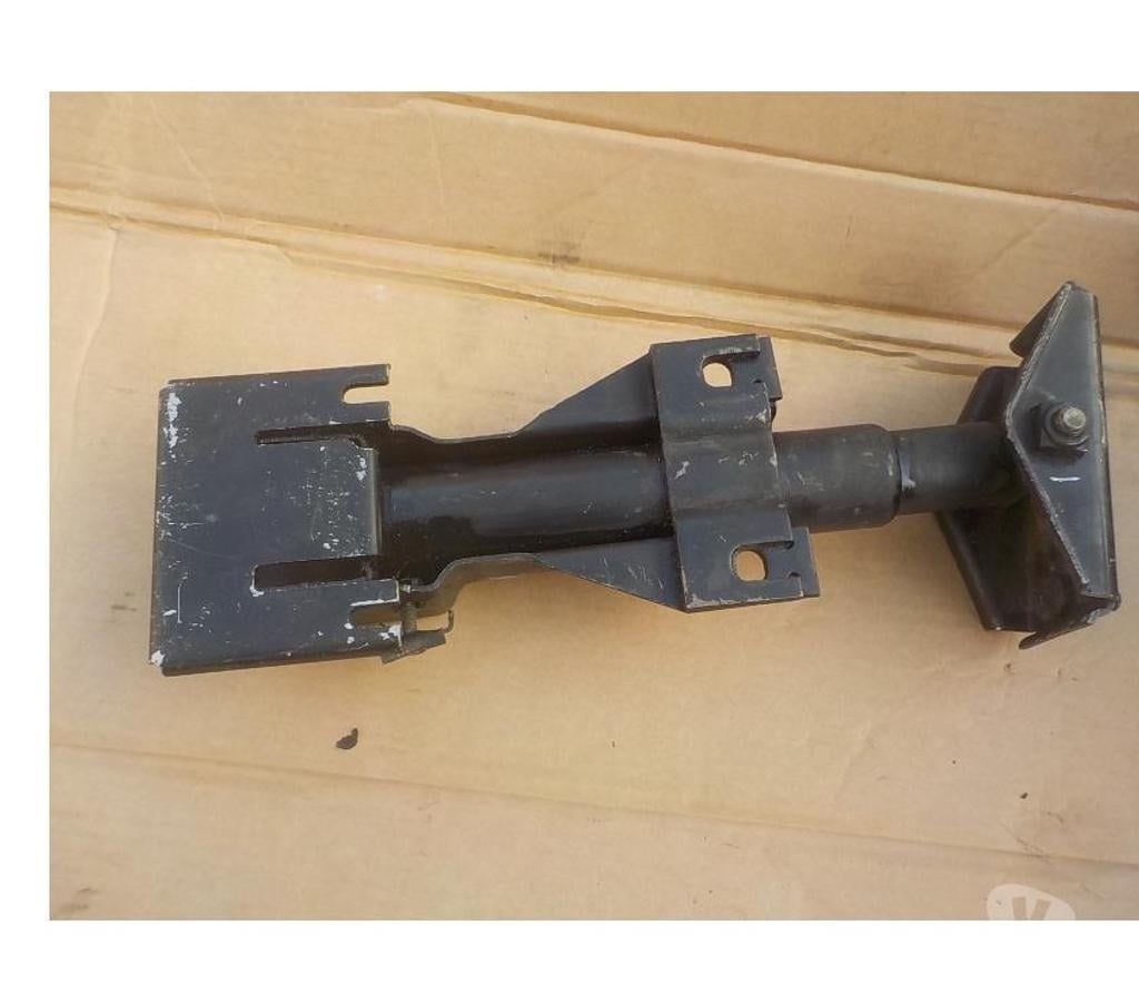 Pièces et services auto Pyrénées-Orientales Perpignan - Photos Vivastreet absorbeurs ou ammortisseurs de choc avant bmw e34