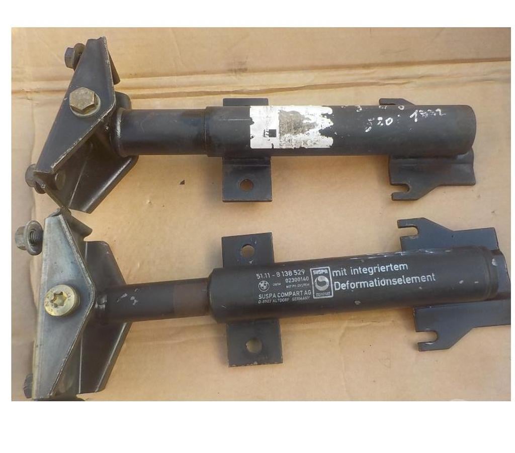 Pièces et services auto Pyrénées-Orientales Perpignan - Photos Vivastreet ammortisseurs ou absorbeurs parechoc avant bmw e34