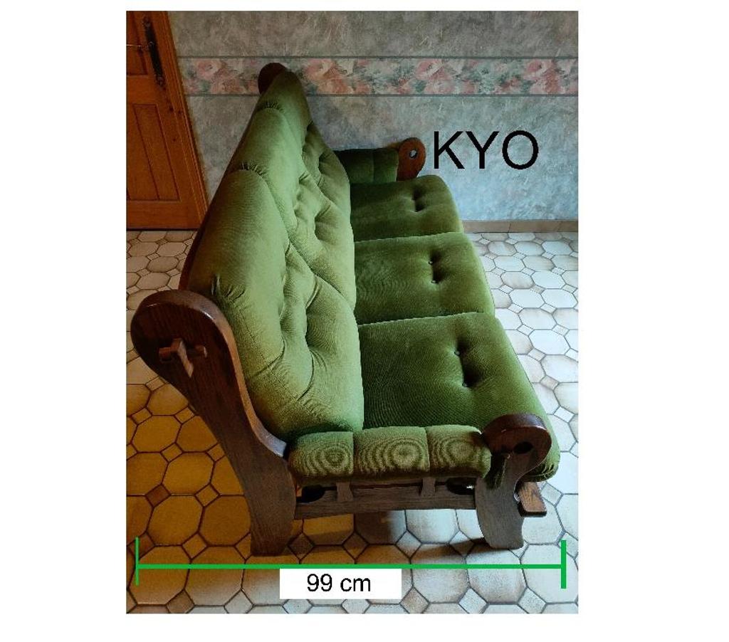 Ameublement & art de la table Jura Foncine le Haut - 39460 - Photos Vivastreet Canapé droit fixe 3 places, accoudoirs, 194cm velours vert