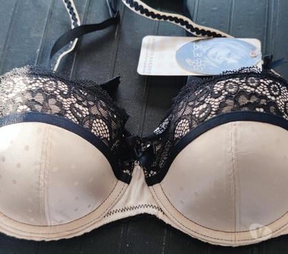 Vêtements occasion Bernes sur Oise Val-d'Oise - Photos Vivastreet TOP : B.B Soutien Gorge Coup de Coeur Neuf Taille 90B