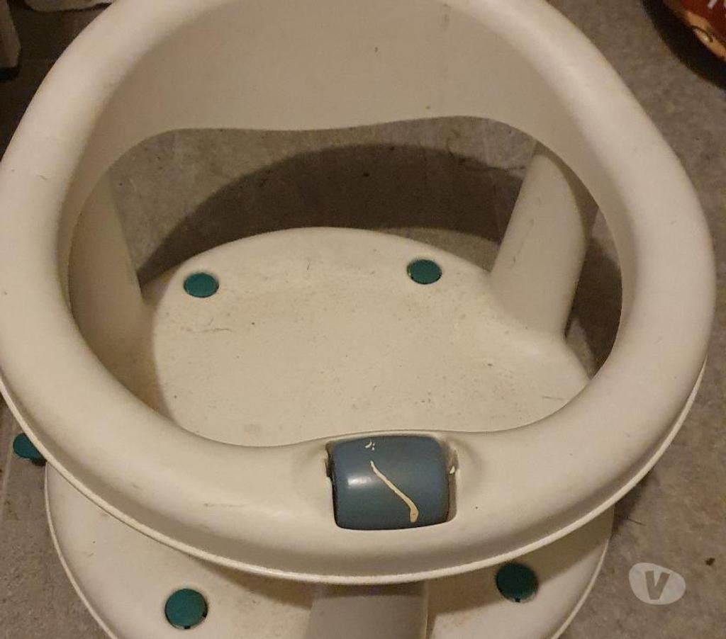 Equipements bébés Hauts-de-Seine Nanterre - 92000 - Photos Vivastreet ANNEAU DE BAIN BB