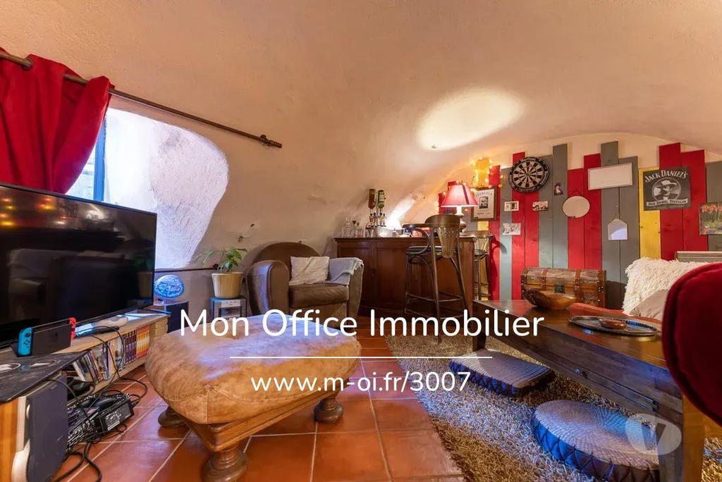 Vente Maison Hautes-Alpes Crots - 05200 - Photos Vivastreet (3966-BAU) Référence : 3966-BAU - Ancienne Ferme rénovée à...