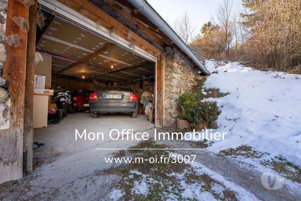 Vente Maison Hautes-Alpes Crots - 05200 - Photos Vivastreet (3966-BAU) Référence : 3966-BAU - Ancienne Ferme rénovée à...