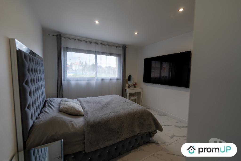 Vente Maison Puy-de-Dôme Clermont Ferrand - Photos Vivastreet (V6551) Maison contemporaine de 120 m2 à CLERMONT-FERRAND