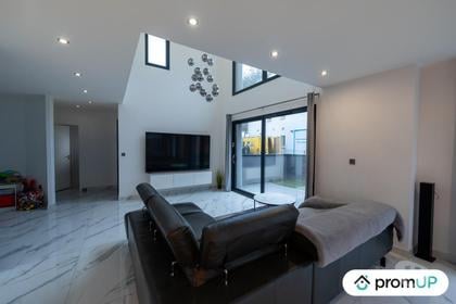 Achat maison Clermont Ferrand Clermont Ferrand - Photos Vivastreet (V6551) Maison contemporaine de 120 m2 à CLERMONT-FERRAND