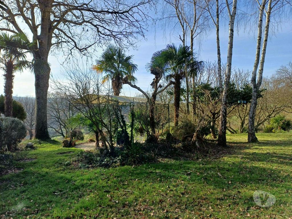 Vente Maison Haute-Garonne Boulogne sur Gesse - 31350 - Photos Vivastreet Belle maison de campagne avec superbe parc, gîte et piscine.