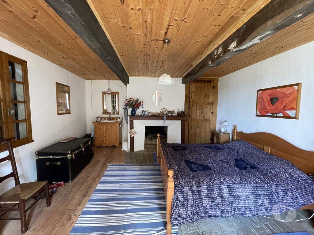 Vente Maison Haute-Garonne Gensac de Boulogne - 31350 - Photos Vivastreet Maison de caractere dans joli hameau avec jardin et piscine