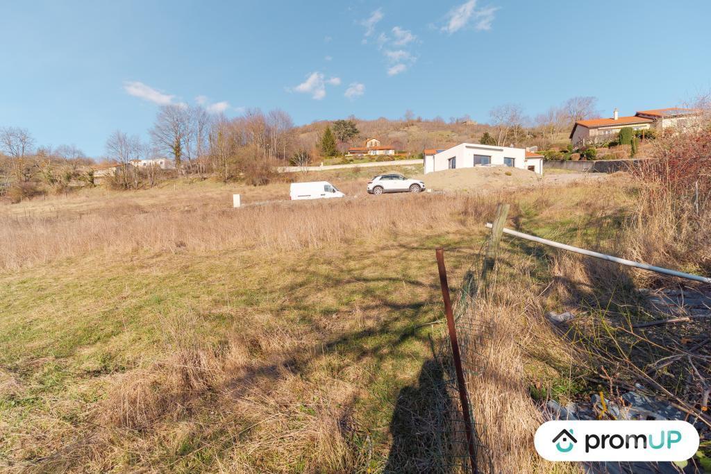 Terrain à vendre Haute-Loire St Germain Laprade - 43700 - Photos Vivastreet (V6554) Terrain constructible de 599 m2 à SAINT-GERMAIN-LAPRADE